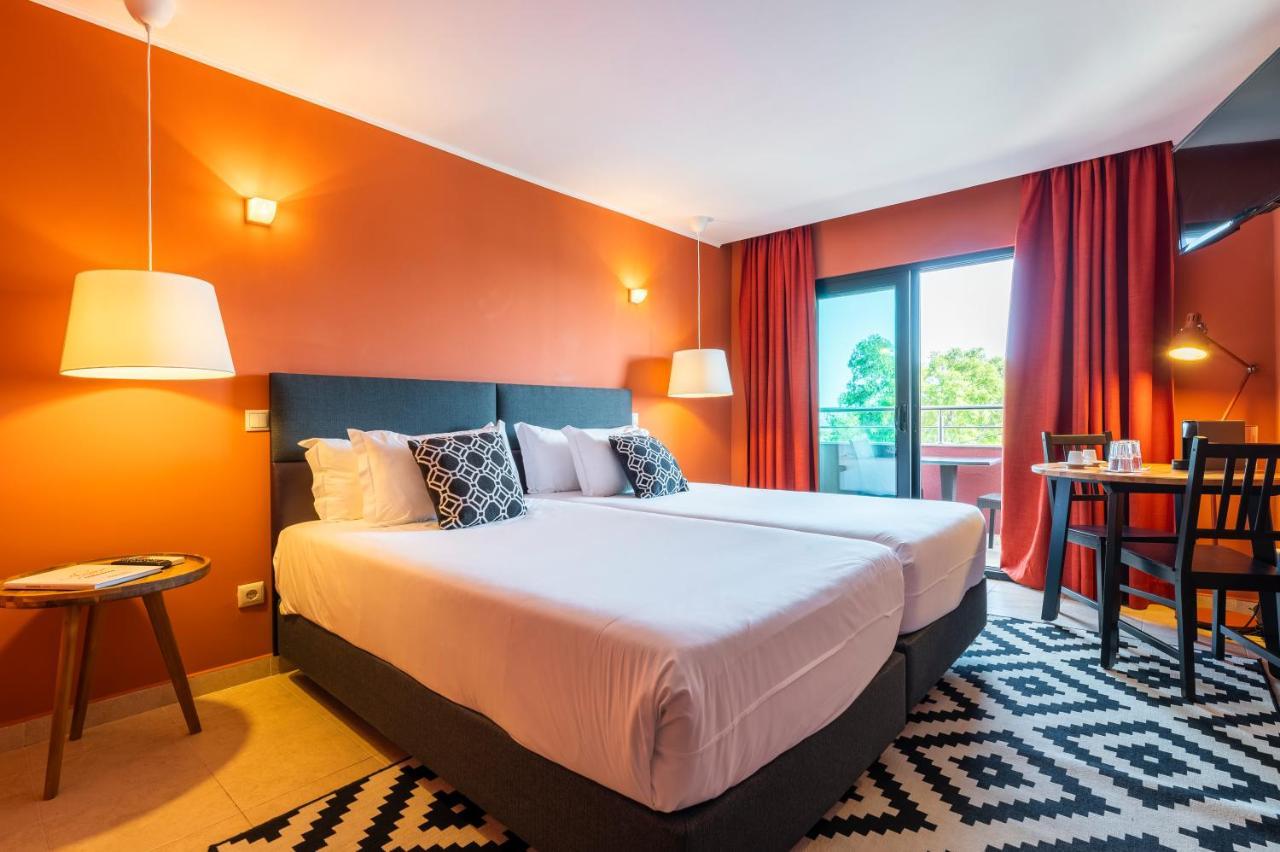 Topazio Vibe Beach Hotel & Apartments - Adults Friendly Albufeira Exterior foto